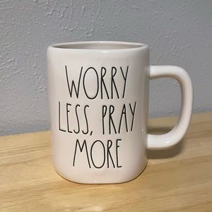NWT Rae Dunn WORRY LESS, PRAY MORE mug